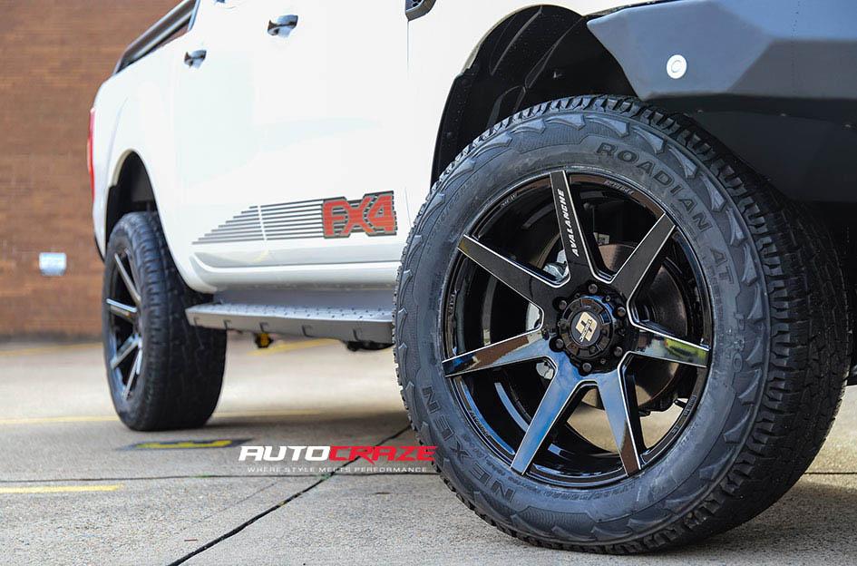 FORD RANGER AVALANCHE GLOSS BLACK MILLED ACCENTS
